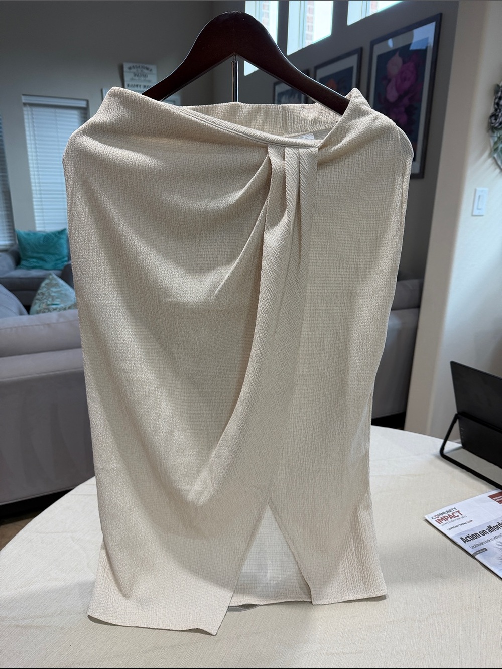 H&M Cream Twist-Detail Midi Skirt